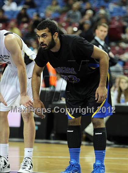 Thumbnail 2 in Newark Memorial vs. Archbishop Mitty (CIF D2 NorCal Regional Final) photogallery.
