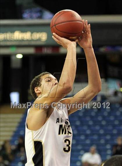 Thumbnail 2 in Newark Memorial vs. Archbishop Mitty (CIF D2 NorCal Regional Final) photogallery.