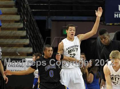 Thumbnail 3 in Newark Memorial vs. Archbishop Mitty (CIF D2 NorCal Regional Final) photogallery.