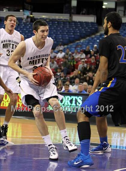 Thumbnail 3 in Newark Memorial vs. Archbishop Mitty (CIF D2 NorCal Regional Final) photogallery.