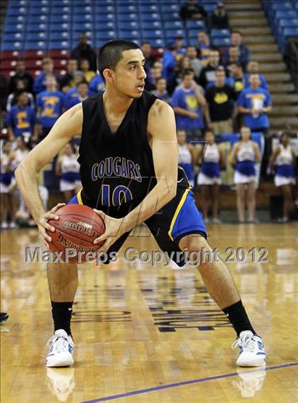 Thumbnail 2 in Newark Memorial vs. Archbishop Mitty (CIF D2 NorCal Regional Final) photogallery.
