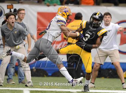 Thumbnail 3 in Edna Karr vs. Neville (LHSAA Class 4A Final) photogallery.