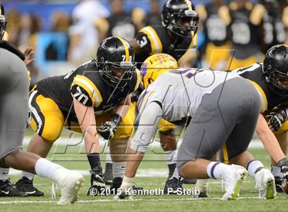 Thumbnail 1 in Edna Karr vs. Neville (LHSAA Class 4A Final) photogallery.