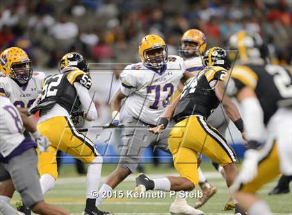 Thumbnail 2 in Edna Karr vs. Neville (LHSAA Class 4A Final) photogallery.