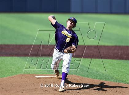 Thumbnail 1 in Brock vs. Farmersville (UIL 3A Regional Semifinal) photogallery.