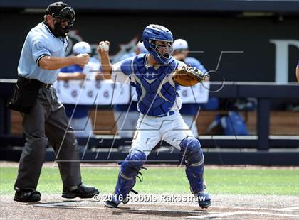 Thumbnail 1 in Brock vs. Farmersville (UIL 3A Regional Semifinal) photogallery.