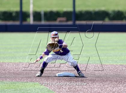 Thumbnail 1 in Brock vs. Farmersville (UIL 3A Regional Semifinal) photogallery.