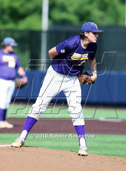 Thumbnail 3 in Brock vs. Farmersville (UIL 3A Regional Semifinal) photogallery.