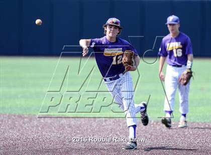 Thumbnail 3 in Brock vs. Farmersville (UIL 3A Regional Semifinal) photogallery.