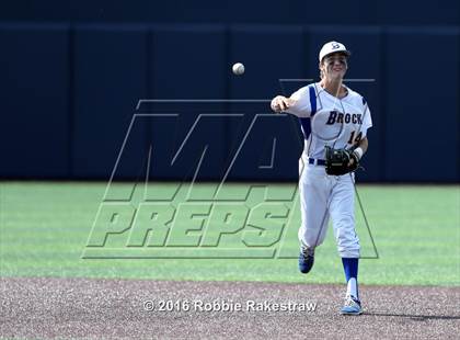 Thumbnail 3 in Brock vs. Farmersville (UIL 3A Regional Semifinal) photogallery.