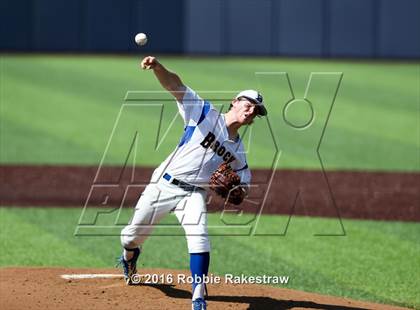 Thumbnail 1 in Brock vs. Farmersville (UIL 3A Regional Semifinal) photogallery.