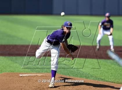 Thumbnail 1 in Brock vs. Farmersville (UIL 3A Regional Semifinal) photogallery.