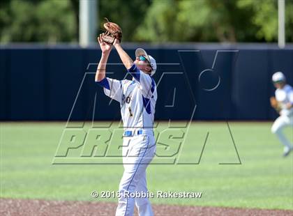 Thumbnail 3 in Brock vs. Farmersville (UIL 3A Regional Semifinal) photogallery.