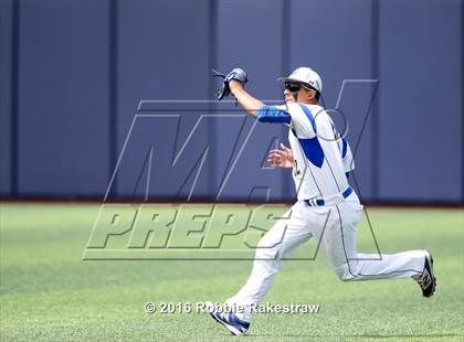 Thumbnail 3 in Brock vs. Farmersville (UIL 3A Regional Semifinal) photogallery.