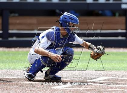 Thumbnail 1 in Brock vs. Farmersville (UIL 3A Regional Semifinal) photogallery.