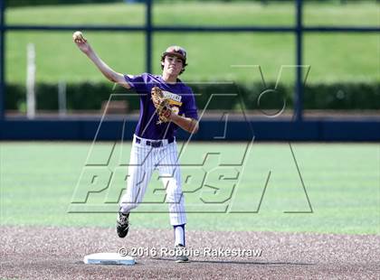 Thumbnail 2 in Brock vs. Farmersville (UIL 3A Regional Semifinal) photogallery.