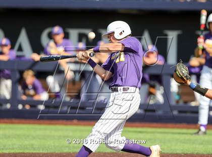 Thumbnail 3 in Brock vs. Farmersville (UIL 3A Regional Semifinal) photogallery.