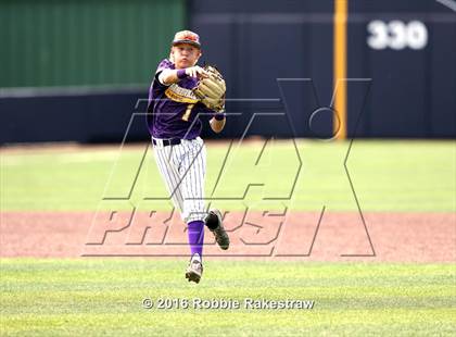Thumbnail 1 in Brock vs. Farmersville (UIL 3A Regional Semifinal) photogallery.