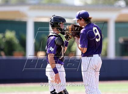 Thumbnail 1 in Brock vs. Farmersville (UIL 3A Regional Semifinal) photogallery.
