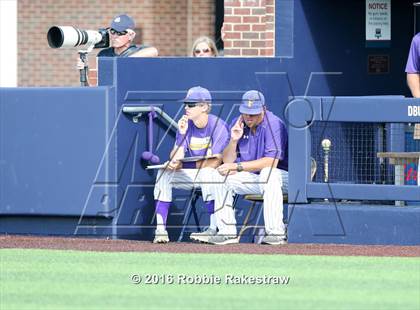 Thumbnail 1 in Brock vs. Farmersville (UIL 3A Regional Semifinal) photogallery.