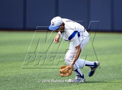 Thumbnail 2 in Brock vs. Farmersville (UIL 3A Regional Semifinal) photogallery.