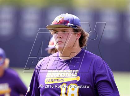 Thumbnail 2 in Brock vs. Farmersville (UIL 3A Regional Semifinal) photogallery.