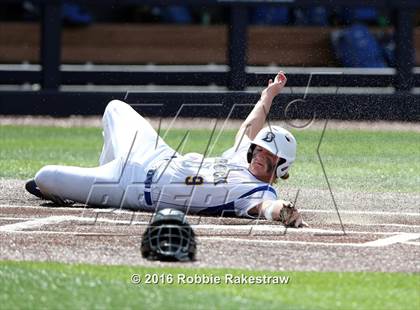 Thumbnail 2 in Brock vs. Farmersville (UIL 3A Regional Semifinal) photogallery.