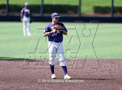 Thumbnail 3 in Brock vs. Farmersville (UIL 3A Regional Semifinal) photogallery.