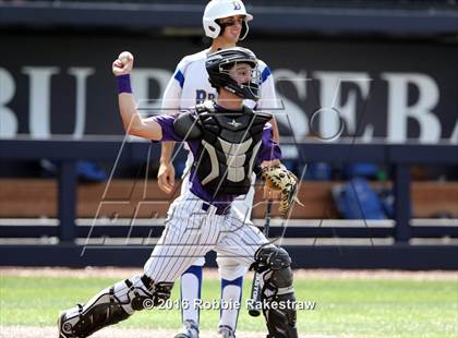 Thumbnail 3 in Brock vs. Farmersville (UIL 3A Regional Semifinal) photogallery.