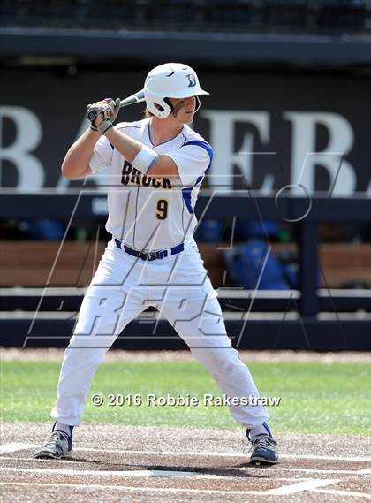 Thumbnail 3 in Brock vs. Farmersville (UIL 3A Regional Semifinal) photogallery.