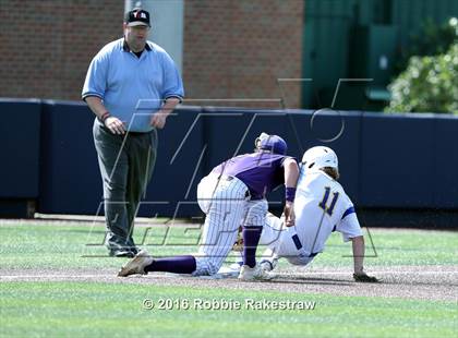 Thumbnail 3 in Brock vs. Farmersville (UIL 3A Regional Semifinal) photogallery.