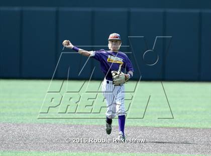 Thumbnail 2 in Brock vs. Farmersville (UIL 3A Regional Semifinal) photogallery.