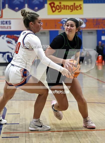 Thumbnail 2 in Myers Park @ Marvin Ridge photogallery.