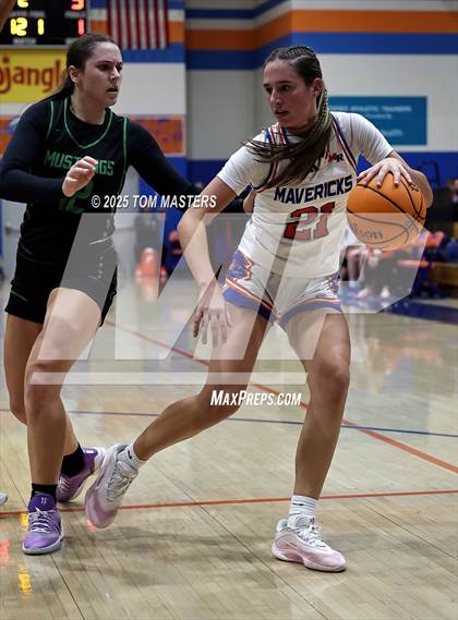 Thumbnail 1 in Myers Park @ Marvin Ridge photogallery.