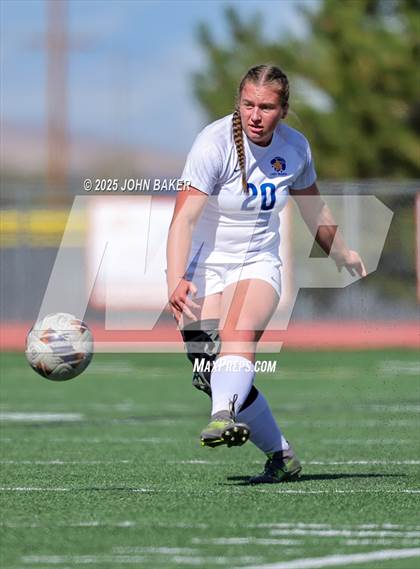 Thumbnail 1 in Lowry @ Fernley photogallery.