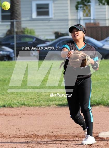 Thumbnail 3 in Foothill vs Sheldon (Livermore Stampede) photogallery.