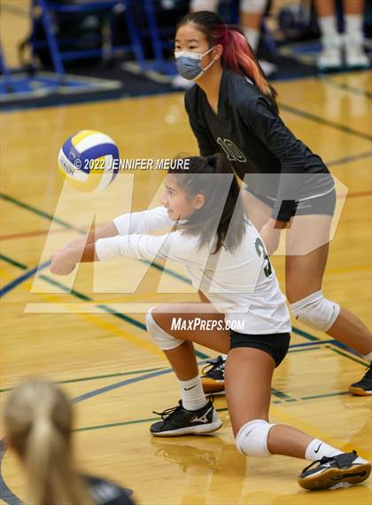 Thumbnail 2 in Homestead vs Newark Memorial (JV Irvington Tournament) photogallery.