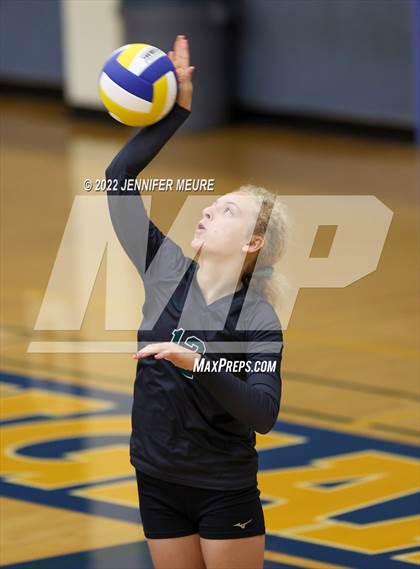 Thumbnail 3 in Homestead vs Newark Memorial (JV Irvington Tournament) photogallery.