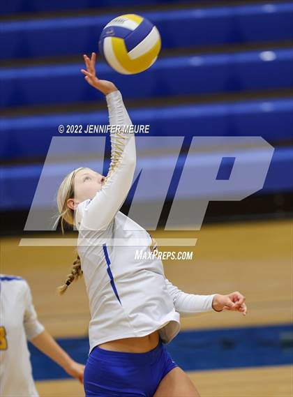 Thumbnail 2 in Homestead vs Newark Memorial (JV Irvington Tournament) photogallery.