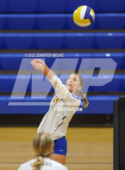 Thumbnail 1 in Homestead vs Newark Memorial (JV Irvington Tournament) photogallery.