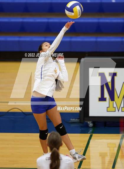 Thumbnail 1 in Homestead vs Newark Memorial (JV Irvington Tournament) photogallery.