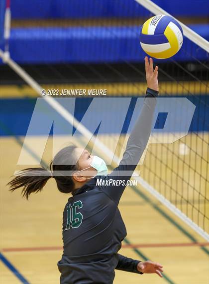 Thumbnail 3 in Homestead vs Newark Memorial (JV Irvington Tournament) photogallery.