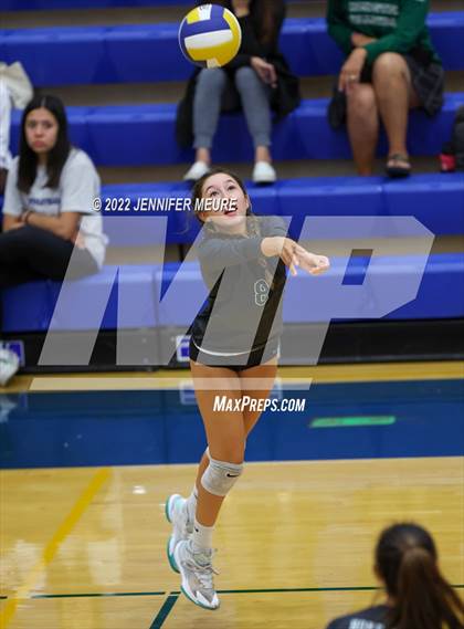 Thumbnail 2 in Homestead vs Newark Memorial (JV Irvington Tournament) photogallery.