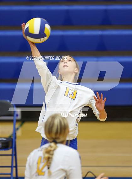 Thumbnail 3 in Homestead vs Newark Memorial (JV Irvington Tournament) photogallery.
