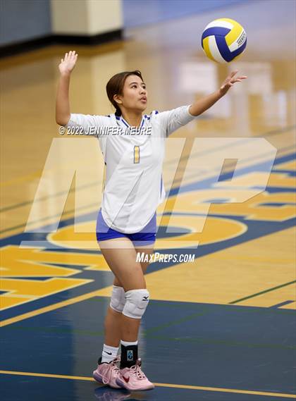 Thumbnail 2 in Homestead vs Newark Memorial (JV Irvington Tournament) photogallery.