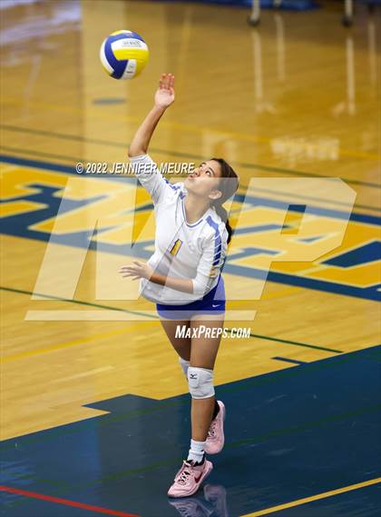 Thumbnail 2 in Homestead vs Newark Memorial (JV Irvington Tournament) photogallery.