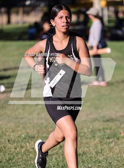 Thumbnail 3 in SJS Metro League Center Meet #1 photogallery.
