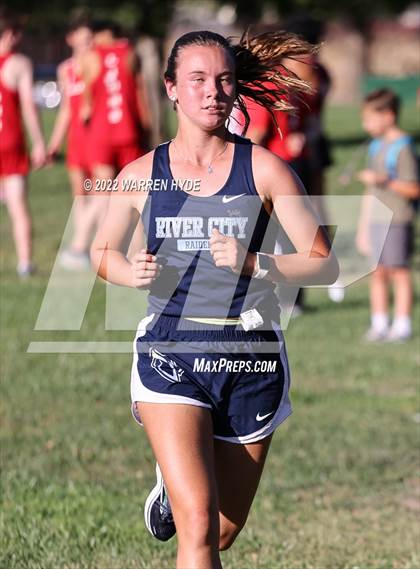 Thumbnail 1 in SJS Metro League Center Meet #1 photogallery.