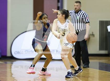 Thumbnail 3 in Bishop Hartley vs. Teays Valley (OGBR Classic in the City) photogallery.