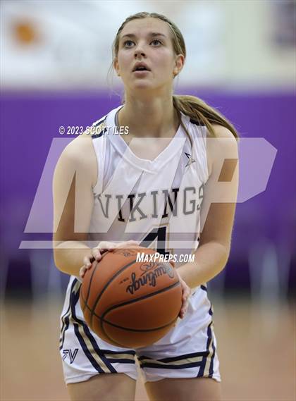 Thumbnail 1 in Bishop Hartley vs. Teays Valley (OGBR Classic in the City) photogallery.